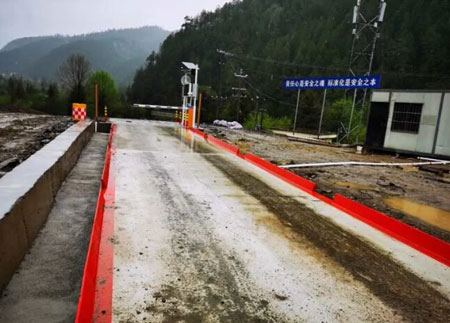 地磅調試現(xiàn)場